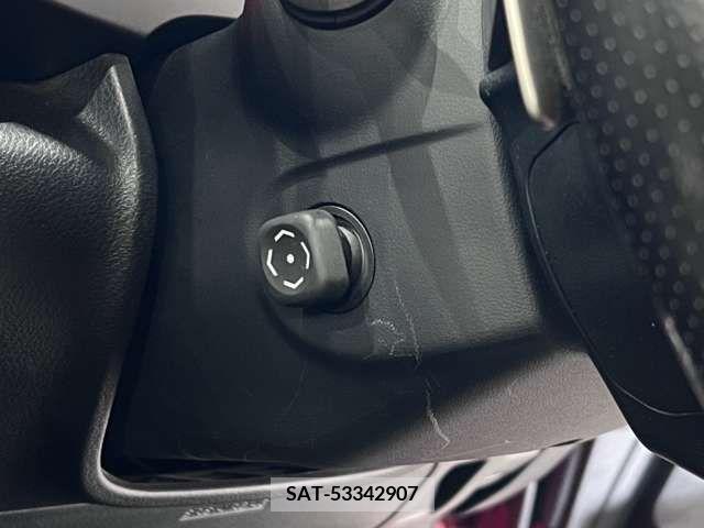 Lexus IS 2017-06 300013-4