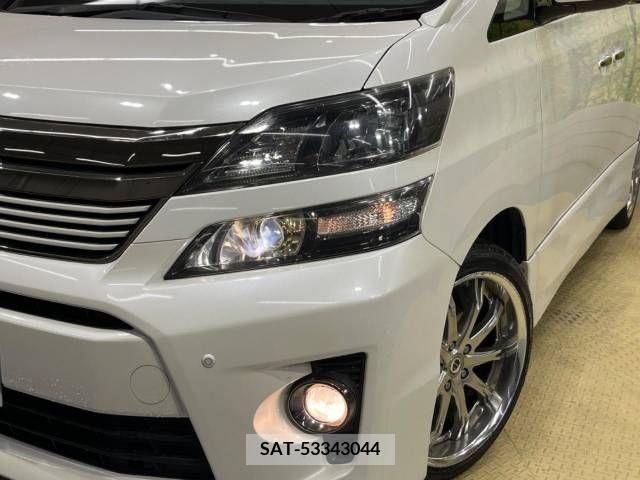 Toyota VELLFIRE 2013-03 224218-13