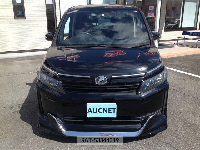 Toyota VOXY 2015-01 203776-1