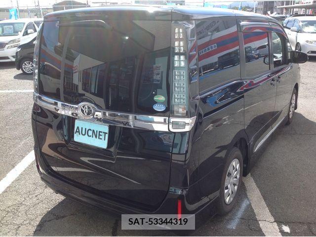 Toyota VOXY 2015-01 203776-3