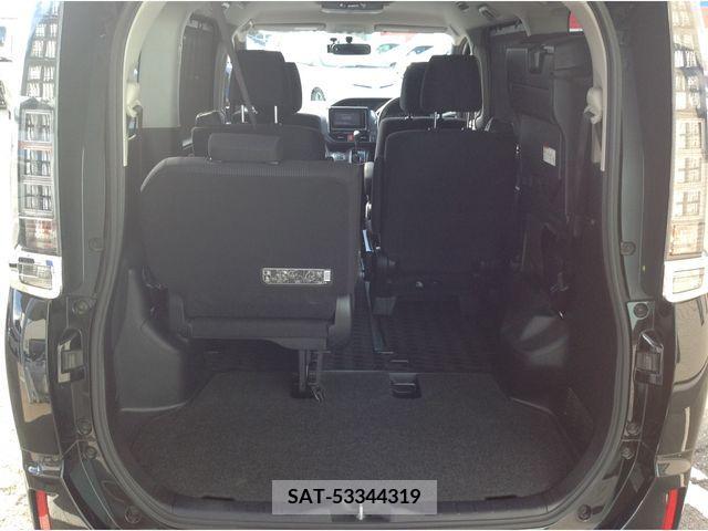 Toyota VOXY 2015-01 203776-16