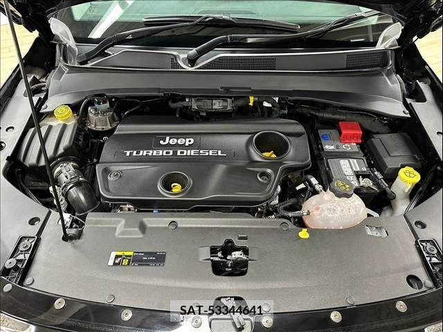 Jeep COMMANDER 2023-03 383235-13