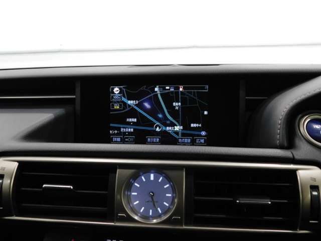 Lexus IS 2015-09 20168-7