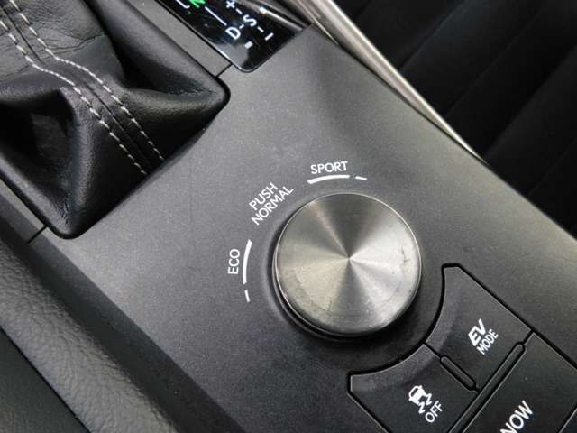 Lexus IS 2015-09 20168-19