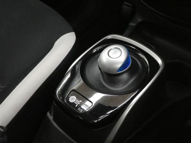 Nissan NOTE 2018-01 15709-9