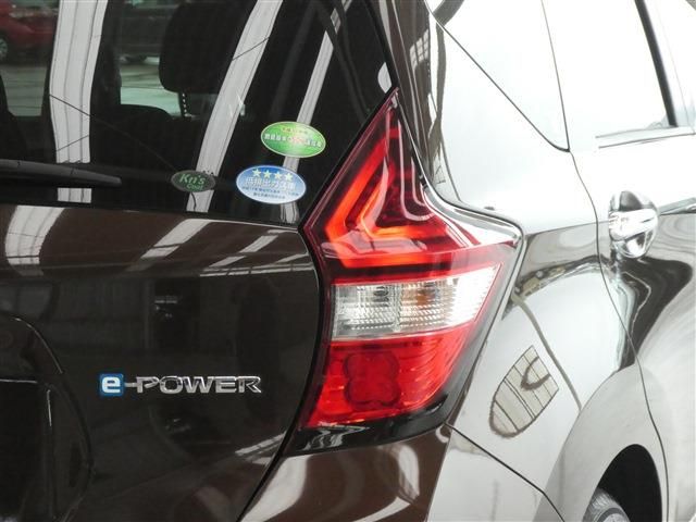 Nissan NOTE 2018-01 15709-25