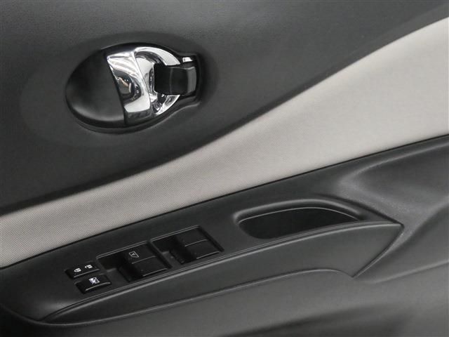 Nissan NOTE 2018-01 15709-4
