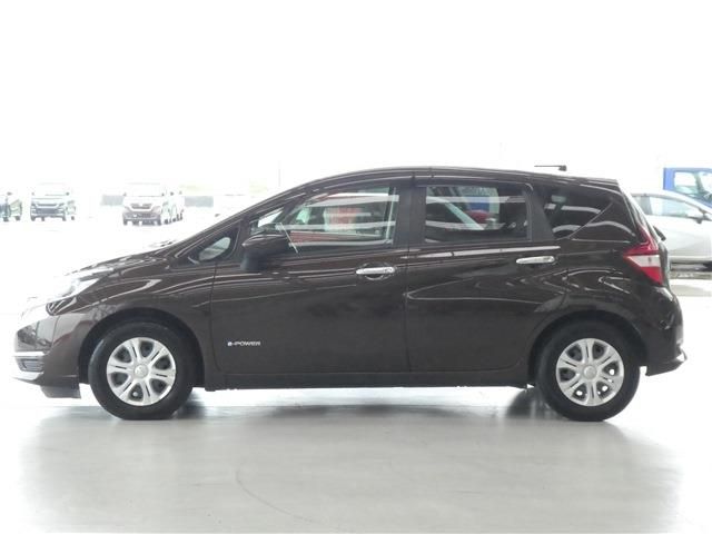 Nissan NOTE 2018-01 15709-23