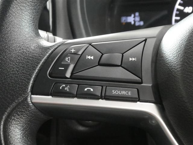 Nissan NOTE 2018-01 15709-26