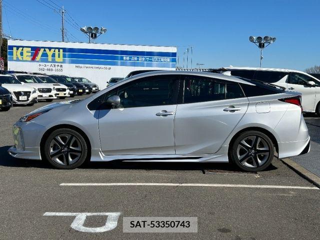 Toyota PRIUS 2020-10 298213-8