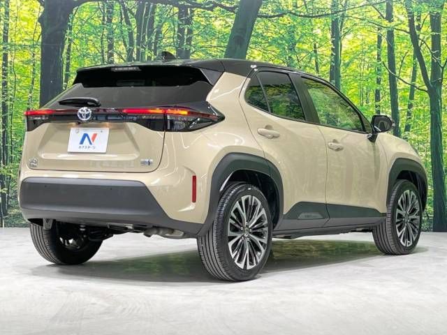 Toyota YARIS CROSS 2022-07 13415-14
