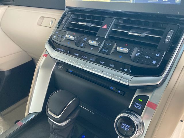 Toyota LAND CRUISER 2023-09 19226-17