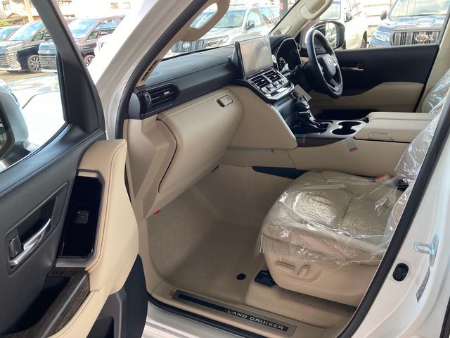 Toyota LAND CRUISER 2023-09 19226-29