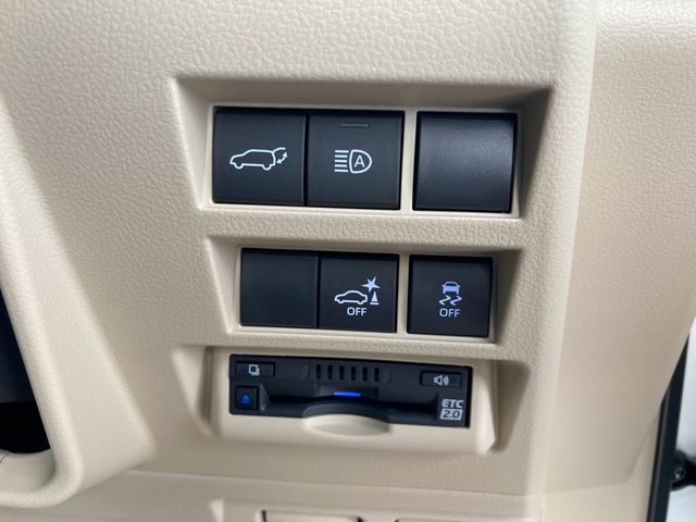 Toyota LAND CRUISER 2023-09 19226-15