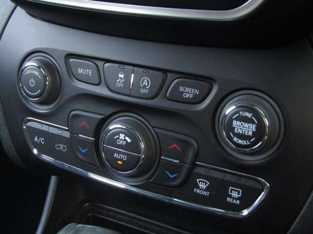 Jeep CHEROKEE 2018-10 14606-13