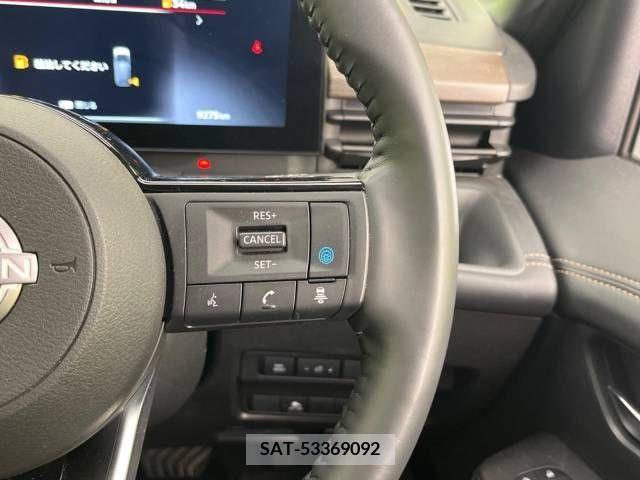 Nissan SERENA 2023-10 324947-6