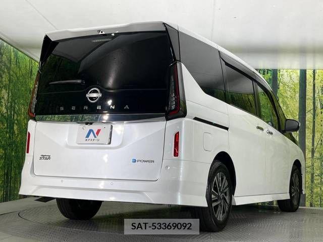 Nissan SERENA 2023-10 324947-18