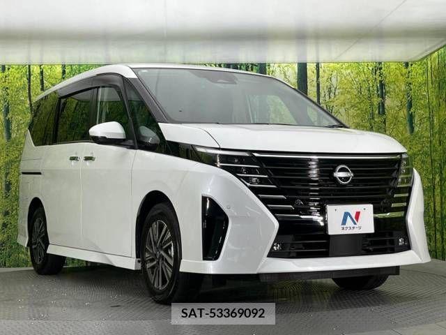 Nissan SERENA 2023-10 324947-17