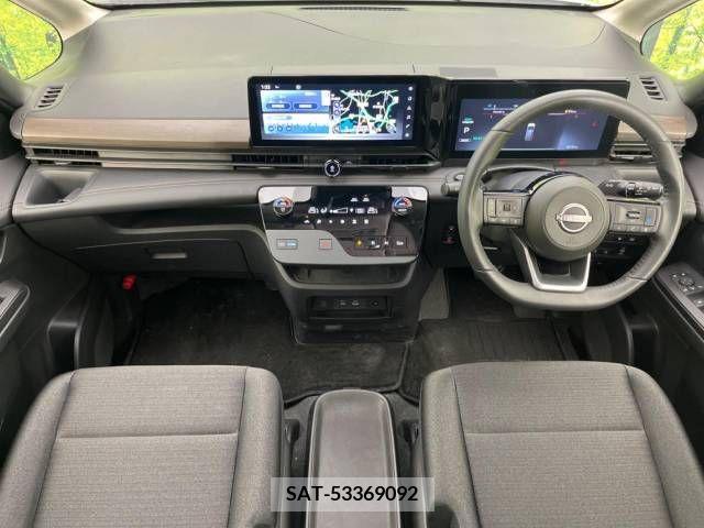 Nissan SERENA 2023-10 324947-1
