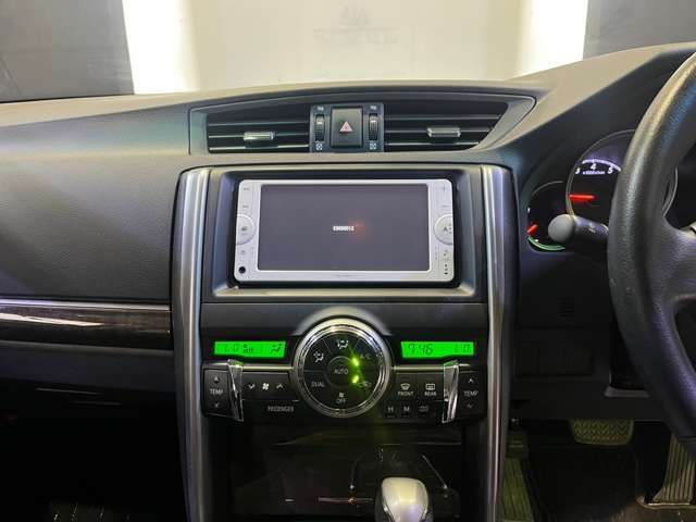 Toyota MARK X 2012-09 5261-15