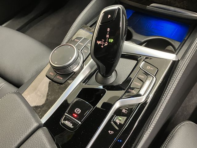 Bmw 5 SERIES 2022-08 186623-6