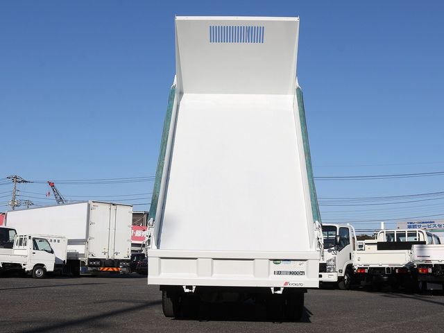Mitsubishi CANTER 2017-10 187410-18