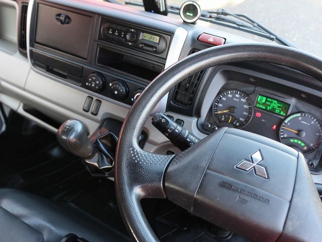 Mitsubishi CANTER 2017-10 187410-22
