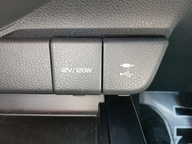 Toyota CAMRY HYBRID 2019-05 187501-23