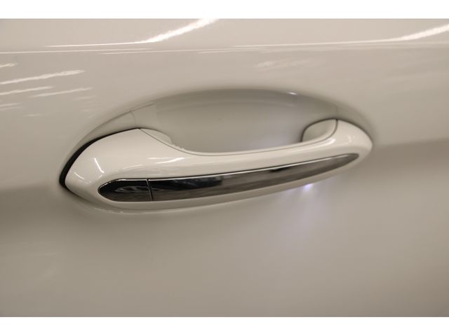 Bmw 5 SERIES 2018-08 9251-21