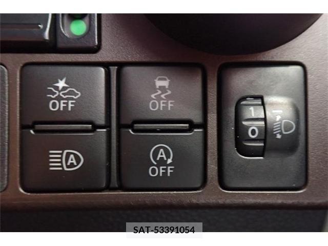 Toyota ROOMY 2019-05 311101-16