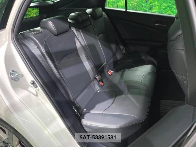 Toyota PRIUS 2019-05 366550-9
