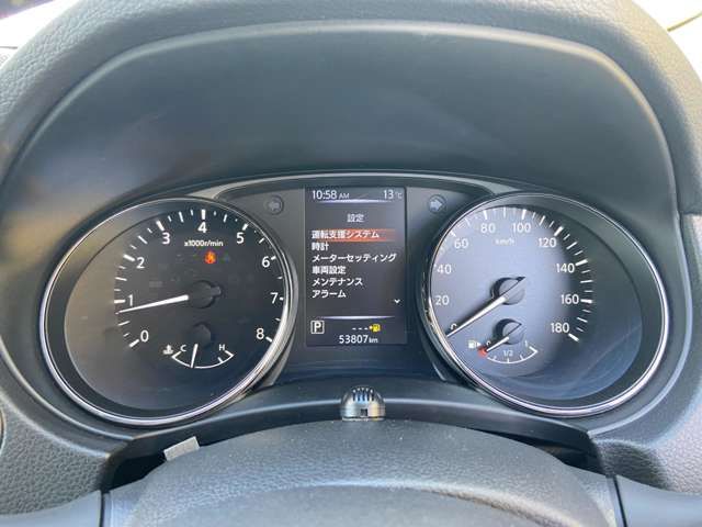 Nissan X-TRAIL 2018-08 28402-6