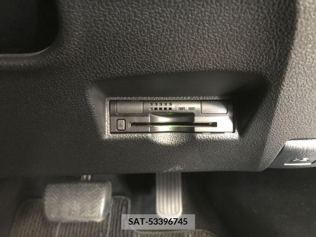 Toyota PRIUS 2015-12 207659-28