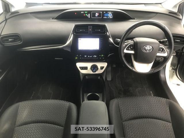 Toyota PRIUS 2015-12 207659-1