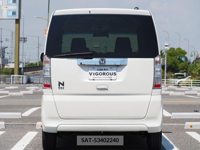 Honda N BOX 2017-04 348484-11