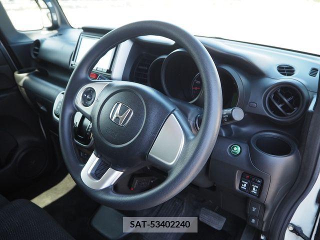 Honda N BOX 2017-04 348484-1
