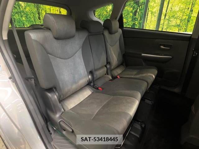 Toyota PRIUS ALPHA 2012-03 393489-9