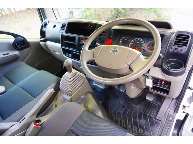 Nissan ATLAS 2014-07 196076-2
