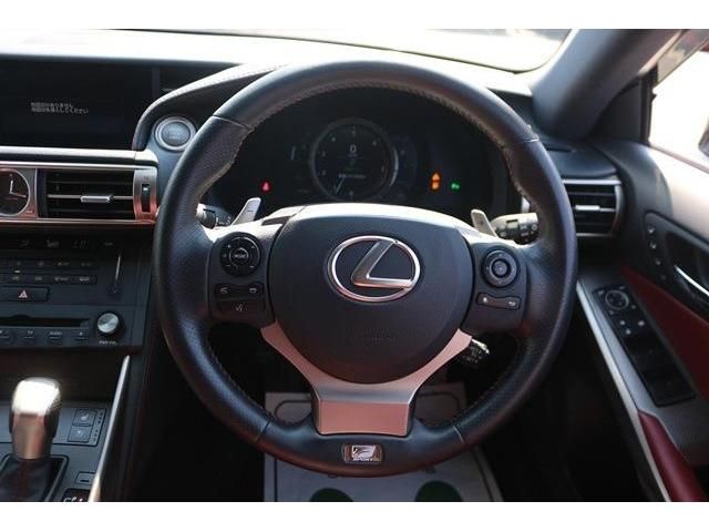 Lexus IS 2014-09 24694-12