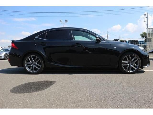Lexus IS 2014-09 24694-2