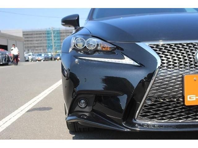 Lexus IS 2014-09 24694-5