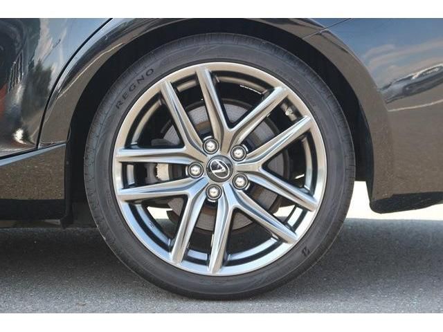 Lexus IS 2014-09 24694-8
