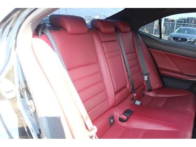 Lexus IS 2014-09 24694-10