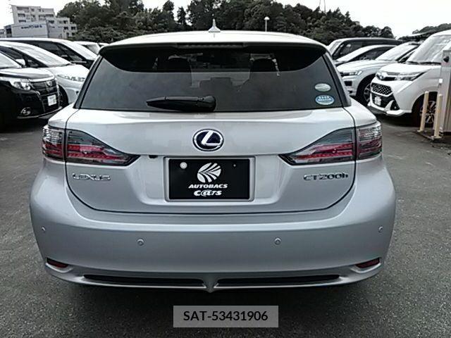 Lexus CT 2011-12 275196-4