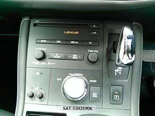 Lexus CT 2011-12 275196-10