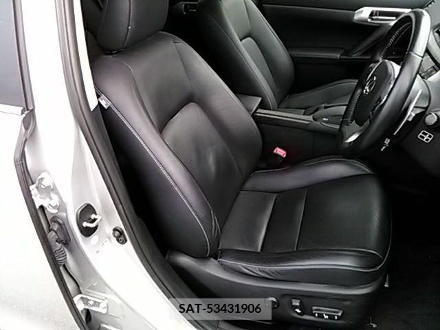 Lexus CT 2011-12 275196-13