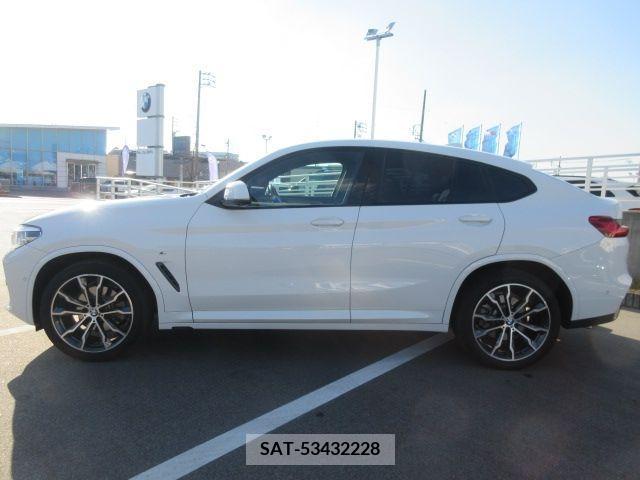 Bmw X4 2021-09 205107-2
