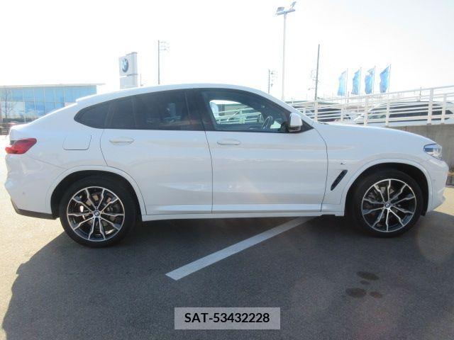 Bmw X4 2021-09 205107-10