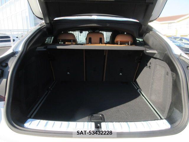 Bmw X4 2021-09 205107-13