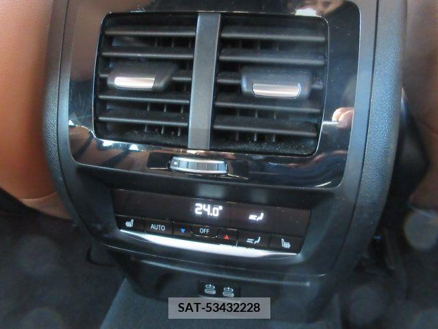 Bmw X4 2021-09 205107-20